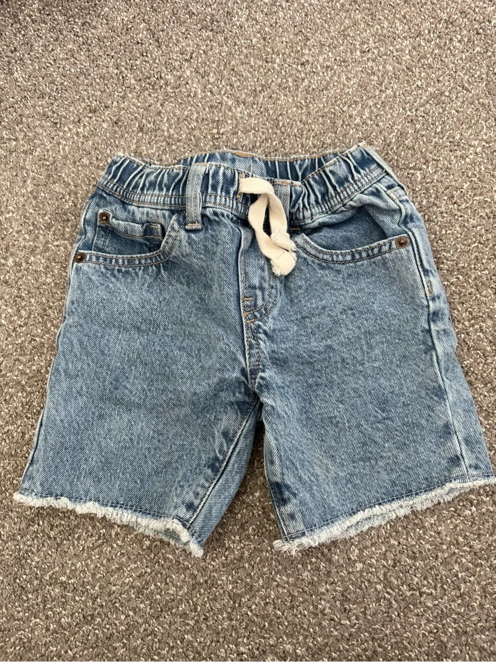 Gap Kids Boys Distressed Light Wash Shorts Size 4